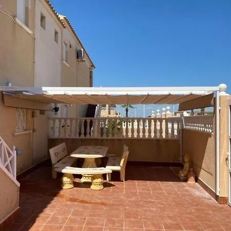 Mit Dachterrasse Und Balkon Gemeinschaftspool- In Der Naehe Von By Interhome Huoneisto
